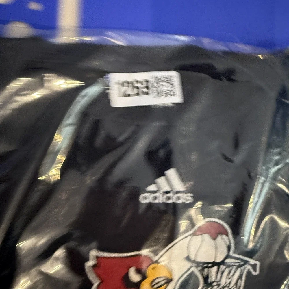 Louisville Cardinals Basketball Adidas Go-To Tee Black Dunking Bird Shirt Small